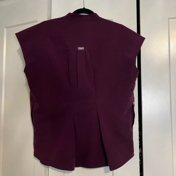 Like New Figs Rafaela and Kade Set Sz M and XL *Please Read Description* - Picture 3 of 6